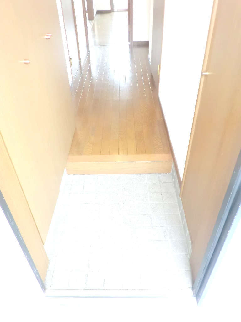 玄関　※別部屋参考写真☆