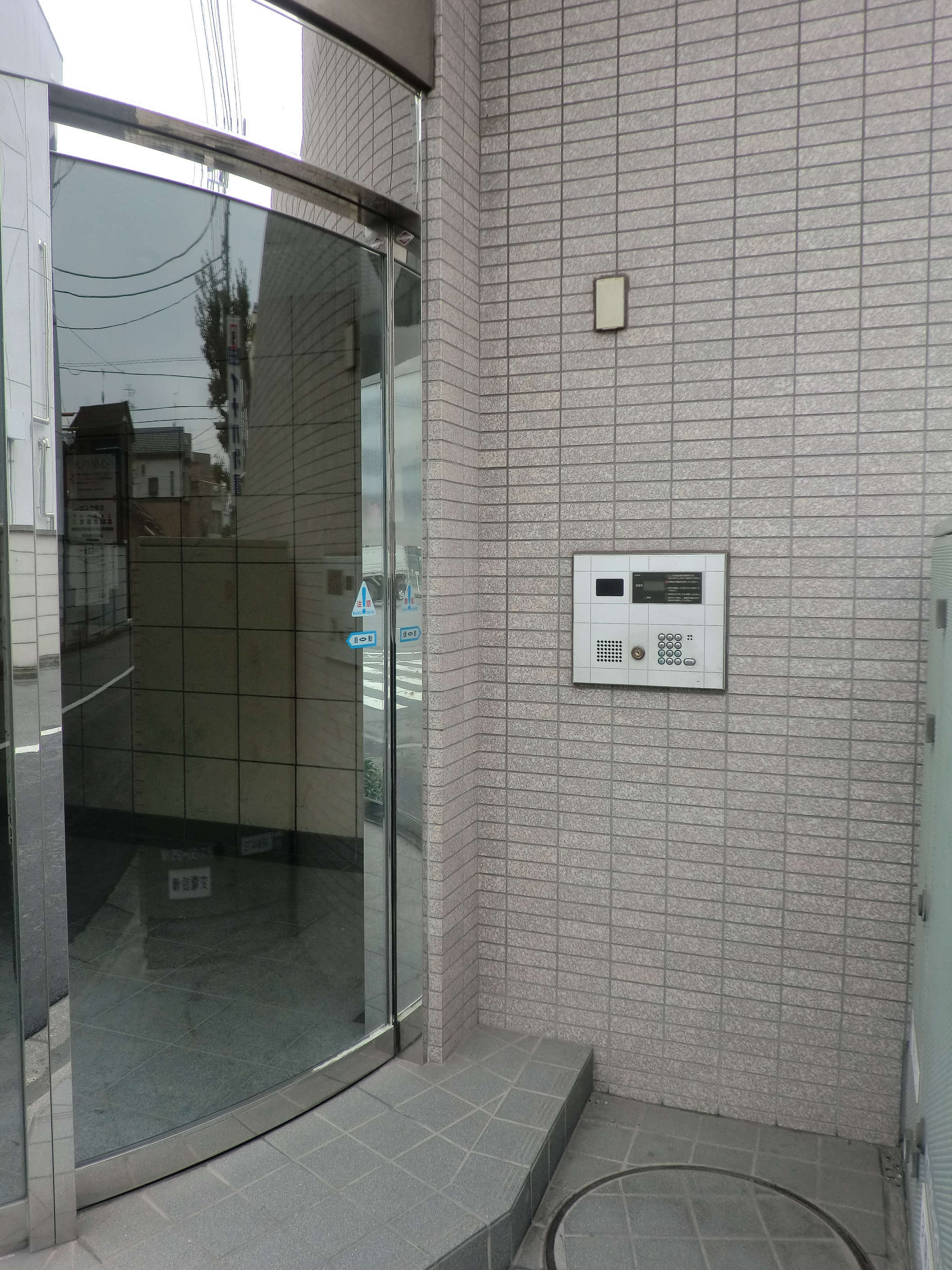 エントランス　オートロック付き！