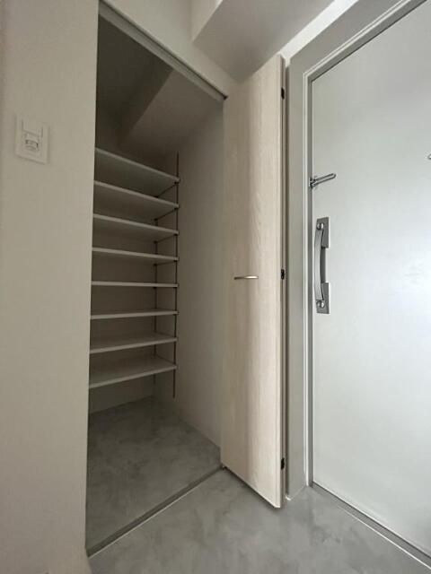 玄関　※参考写真※