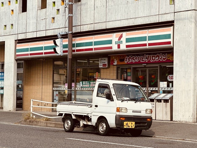 コンビニ　セブンイレブン横浜杉田4丁目店（コンビニ）まで154m