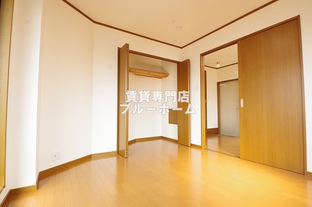 その他　洋室の別アングルです！