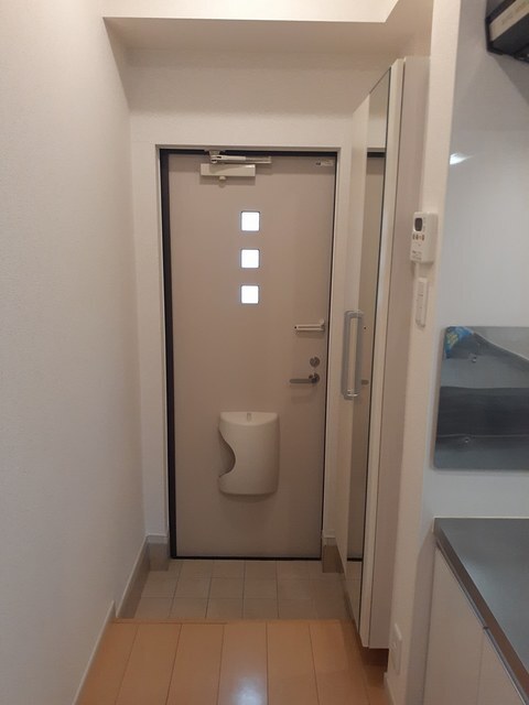 メゾンひまわりの玄関写真
