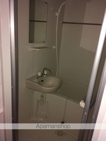 レオパレスウィンズの風呂写真