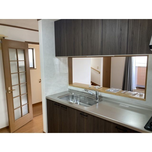 富士見市鶴馬戸建てのキッチン写真