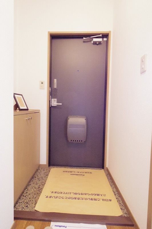 玄関　※別号室写真