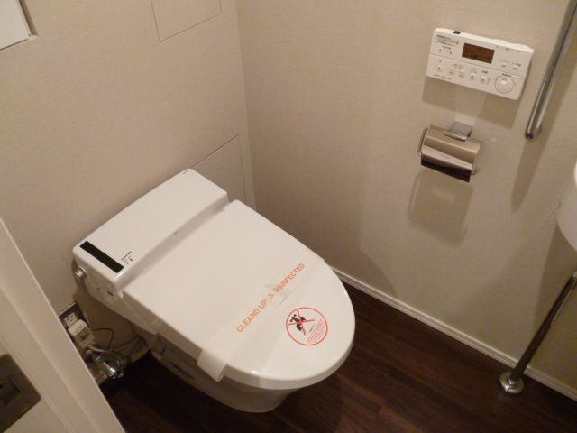 トイレ　清潔感のあるトイレです