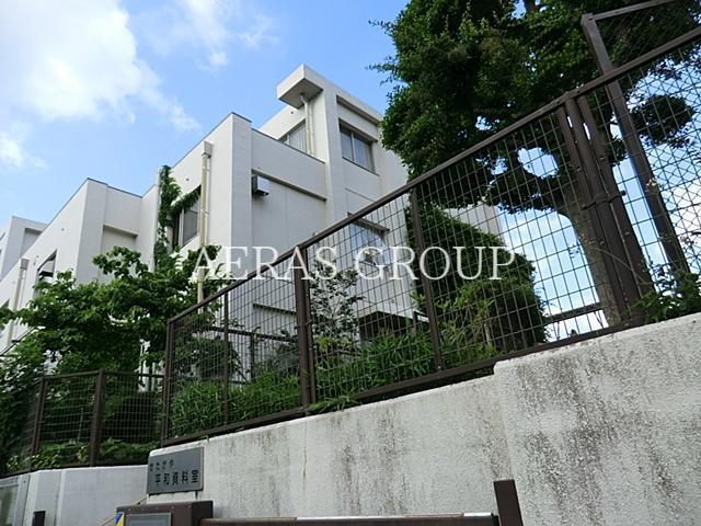 小学校　世田谷区立玉川小学校（小学校）まで975m