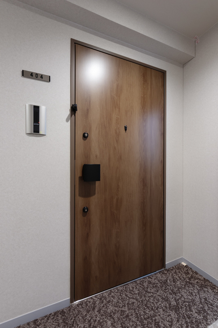 玄関　※写真は同タイプ住戸です。