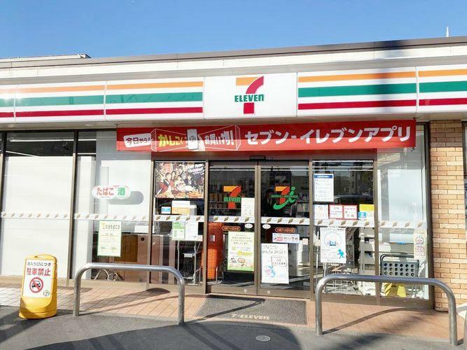 コンビニ　セブンイレブン川崎下小田中店（コンビニ）まで353m