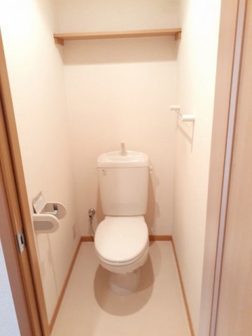 トイレ　トイレもきれいです
