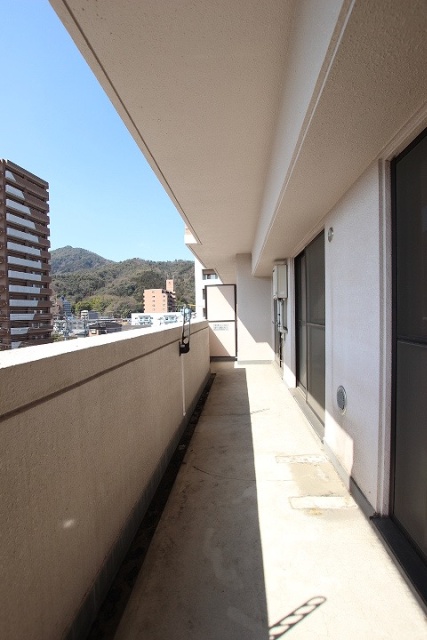 バルコニー　写真は別号室のものです。