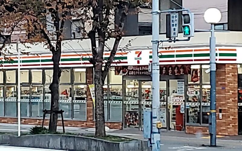 コンビニ　セブンイレブン大阪鷺洲1丁目店（コンビニ）まで204m