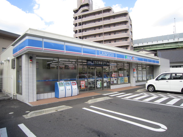 コンビニ　ローソン小倉田町店（コンビニ）まで300m
