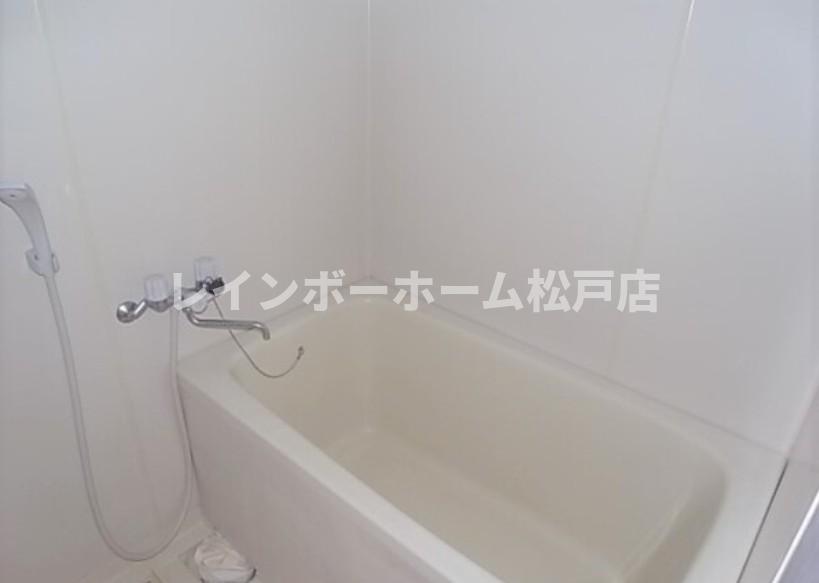 バス・シャワールーム　日々の暮らしに欠かせないお風呂です