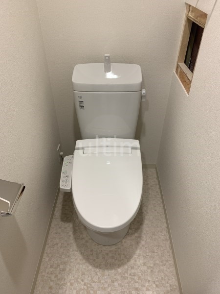トイレ　※別のお部屋の写真です