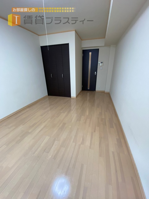 居室・リビング　広くてレイアウトしやすいお部屋です