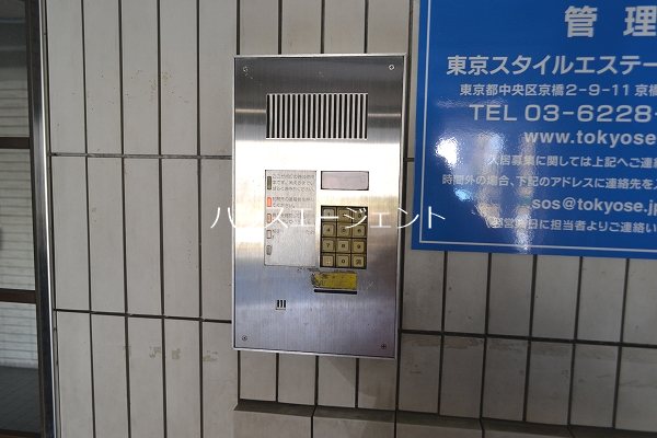 セキュリティ　オートロックで安心