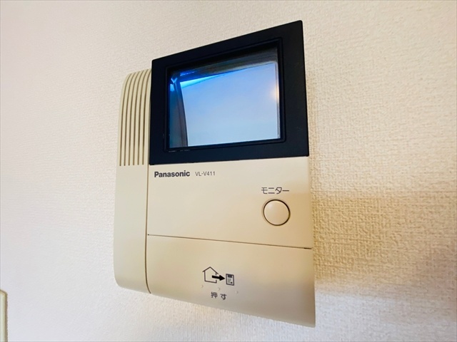 セキュリティ　同一建物内２０２号室内装写真転載