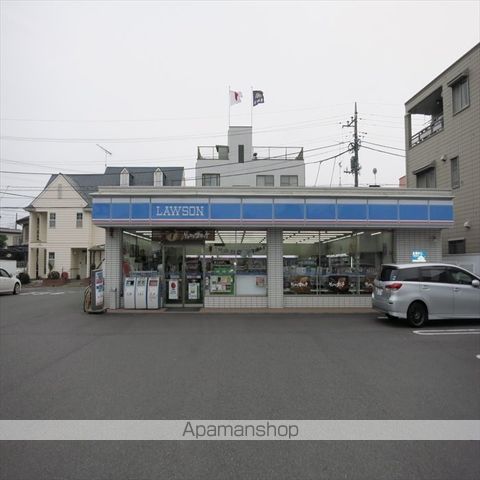 コンビニ　ローソン（コンビニ）まで121m