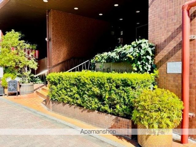 ロビー　建物外観