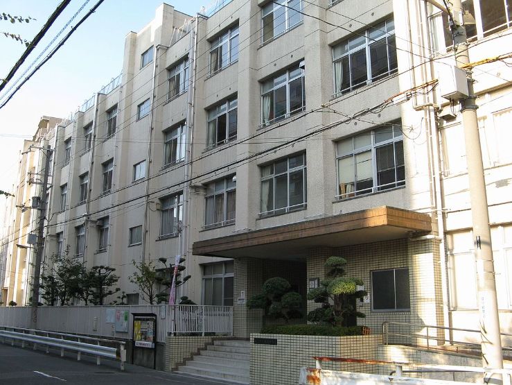 中学校　大淀中学校（中学校）まで600m