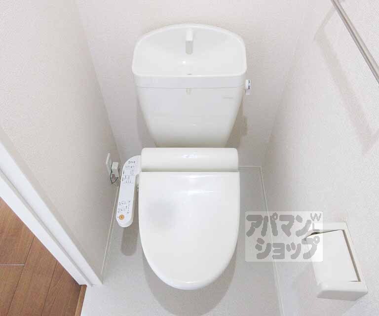 トイレ　ウォシュレット付きです！
