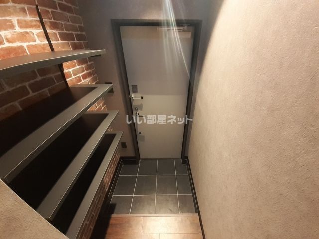 ESPRESSO小牧の玄関写真