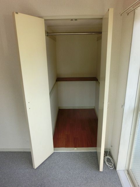 収納　奥行きのある収納