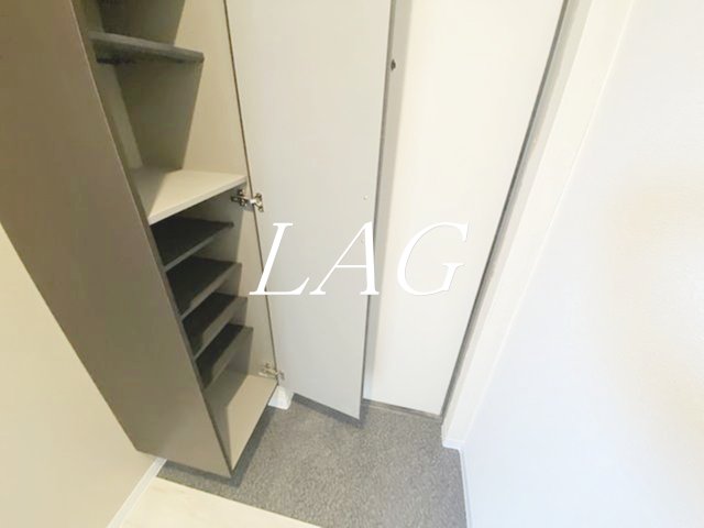 玄関　玄関です。