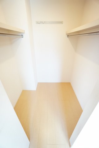 収納　※クリーニング前のお部屋です