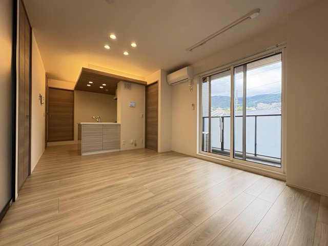 アーシャヌールの居間写真