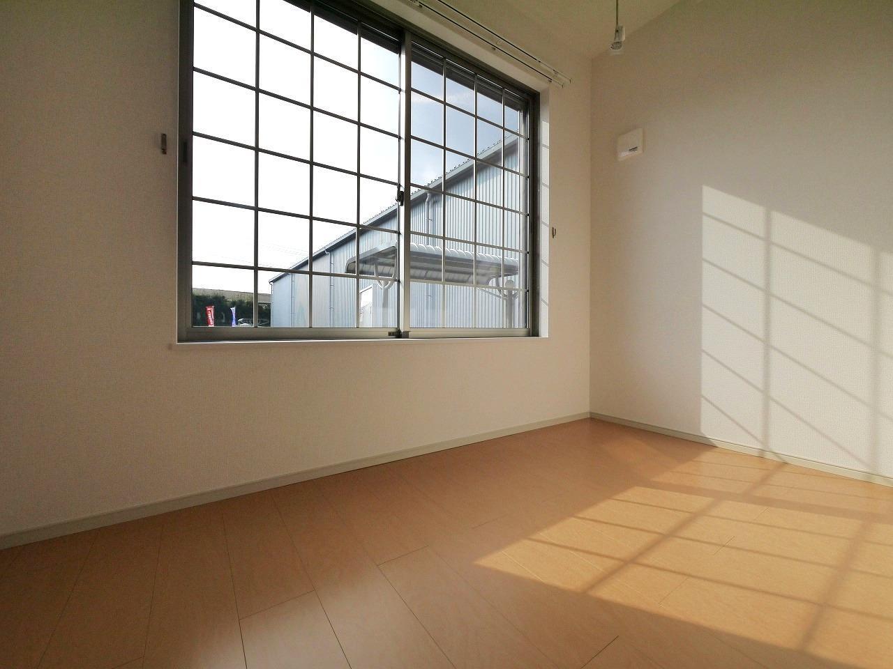 その他設備　2、洋室6帖