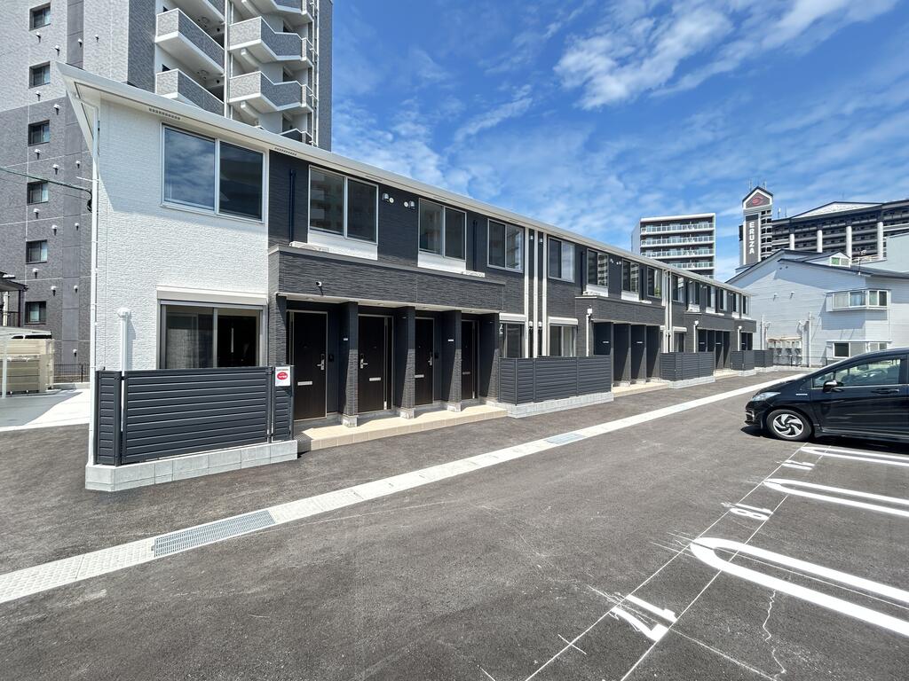 MAISON STELLA Monの外観写真