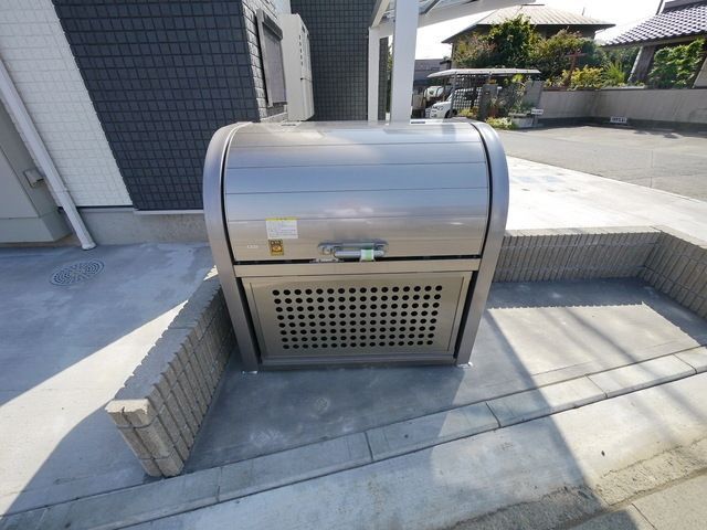 その他　ごみ置き場