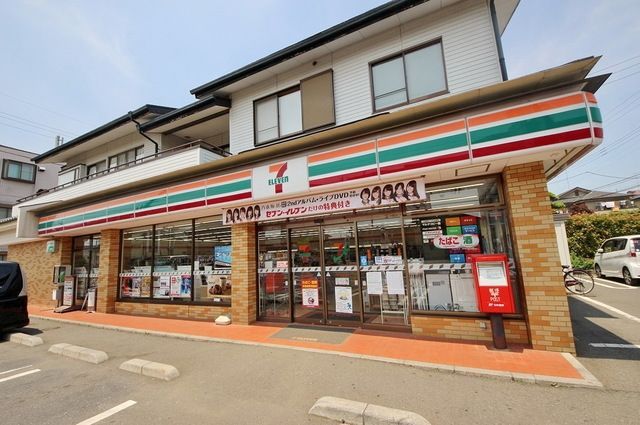 コンビニ　セブンイレブン所沢岩崎店（コンビニ）まで65m