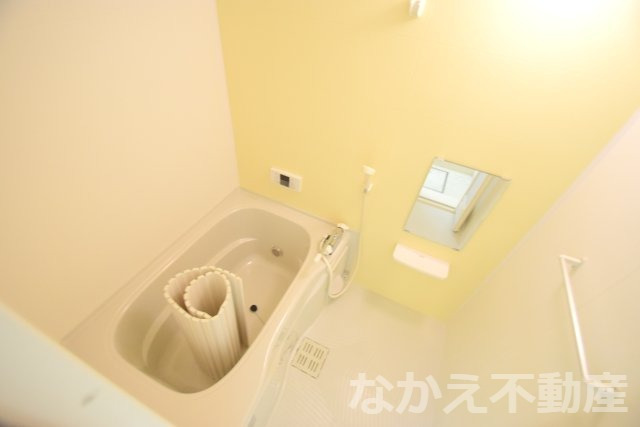 バス・シャワールーム　ゆったり過ごせるお風呂です