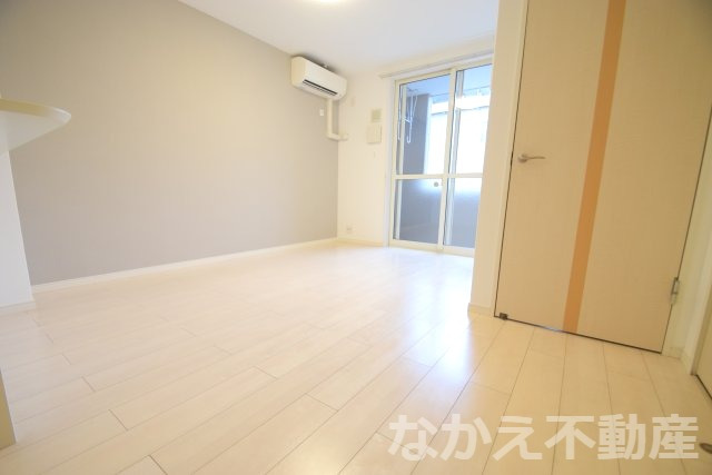 居室・リビング　ゆったり過ごせる居間です
