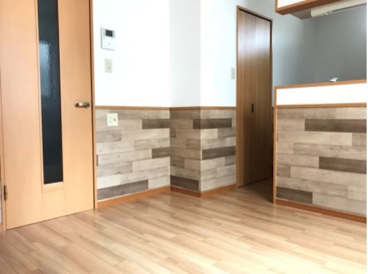 居室・リビング　可愛らしい内装のお部屋です。