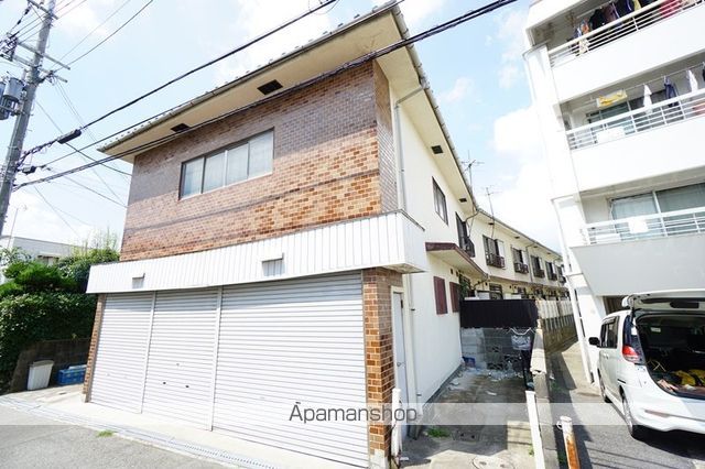 大石貸家の外観写真