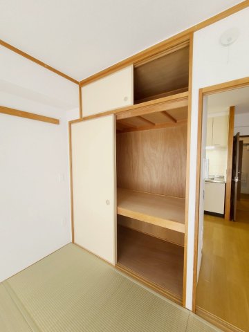 URサンラフレ鳴尾北 11号棟の内装写真