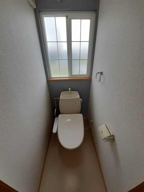 トイレ　トイレもきれいです