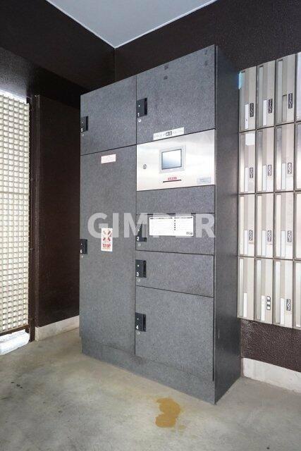 都営大江戸線 西新宿五丁目駅 徒歩5分 11階建 築25年の外観写真