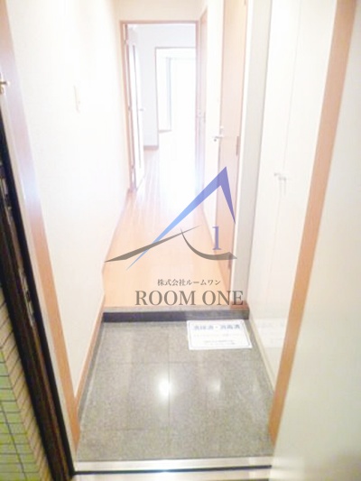 玄関　玄関です。