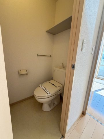 トイレ　別部屋写真
