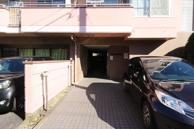 エントランス　★お部屋探しは株式会社タウンハウジング東京まで★