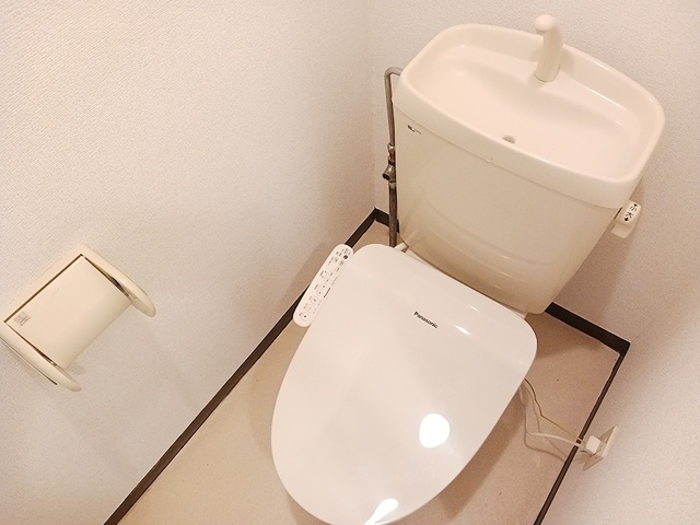 フォレット千代のトイレ写真