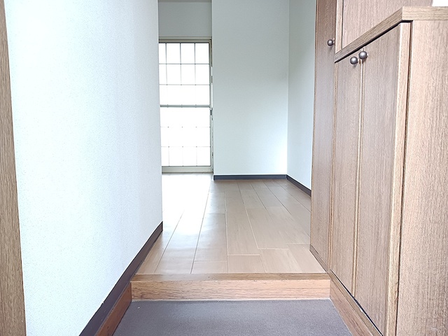 フォレット千代の玄関写真