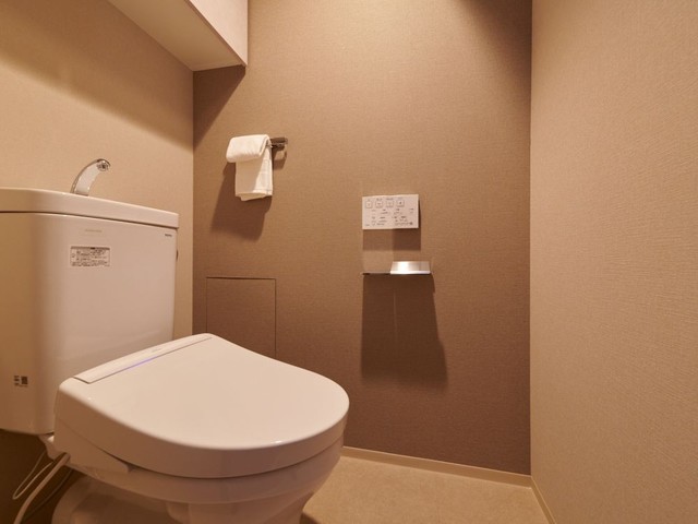 トイレ　※写真は同タイプ住戸です。