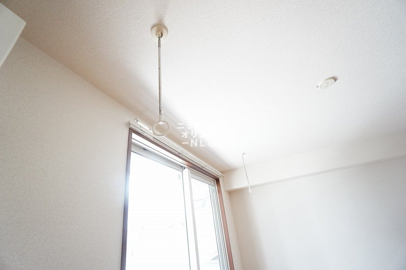 その他設備　雨の日のお洗濯に室内物干しユニット設置☆