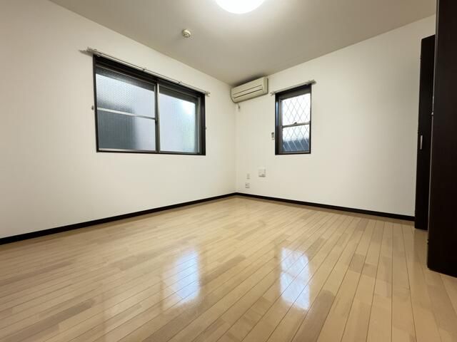 居室・リビング　※別部屋参考写真